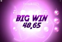 Grafica e colonna sonora nostalgiche della slot 